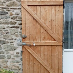 Peinture travaux boiserie volet en bois Grundviller
